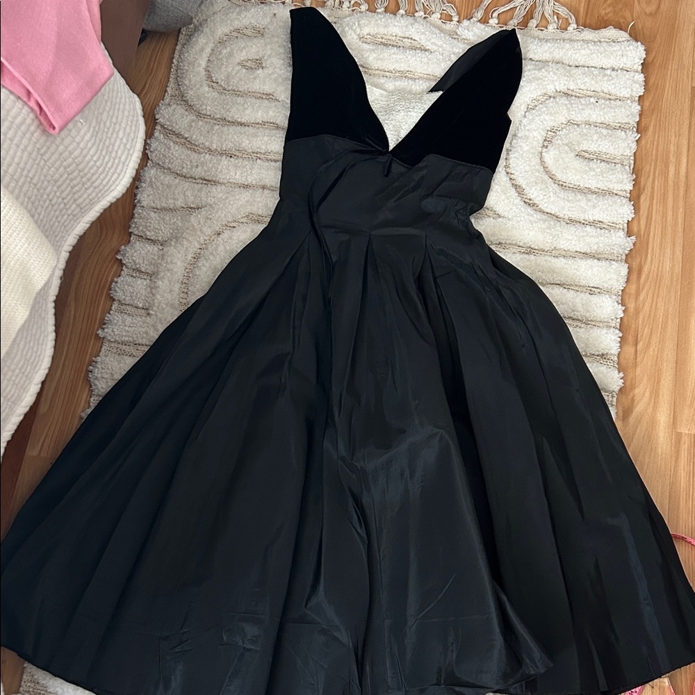 Elegant Black Evening Dress